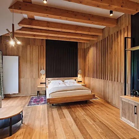 Siedlisko Milachowo Nad Rzeka - Luxury Wellness Oasis Adults Only Hotel *